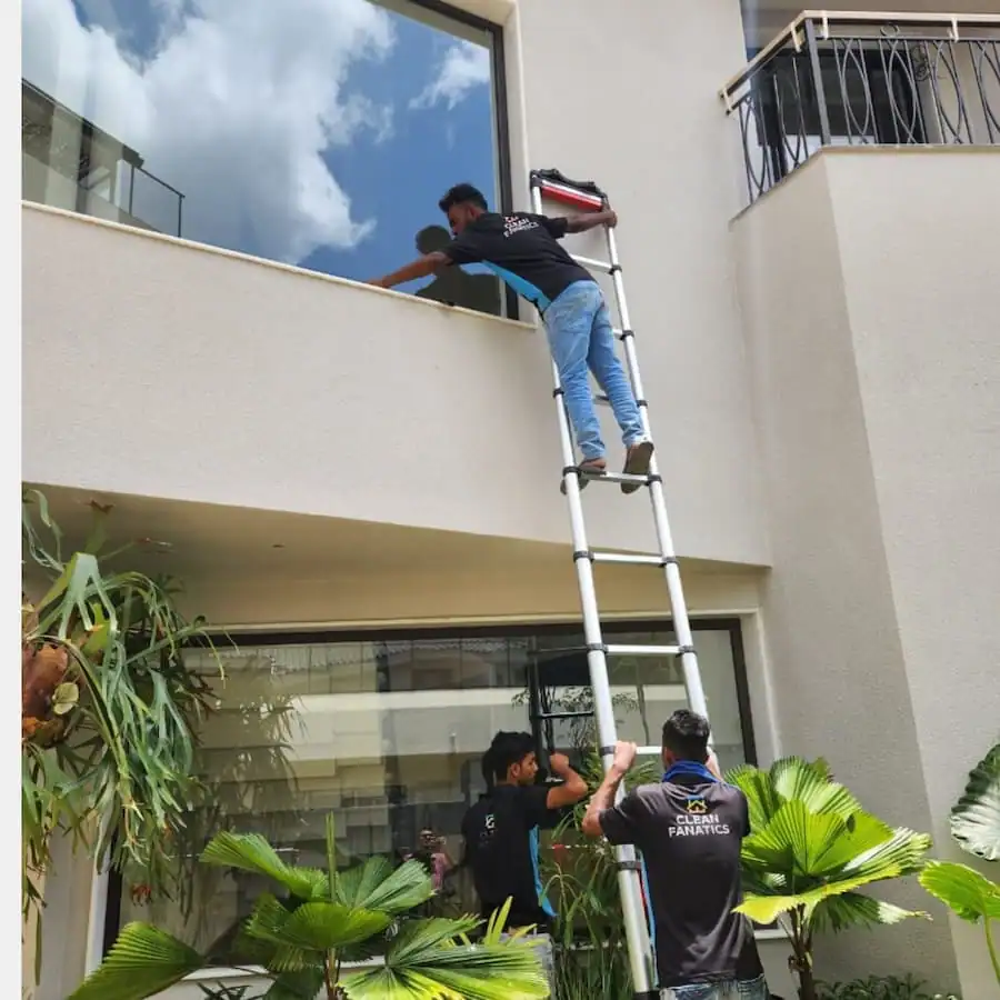 Window Cleaning Services in Bangalore - Clean Fanatics