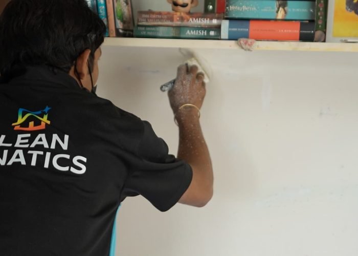 House painting- Primer coating- Clean Fanatics